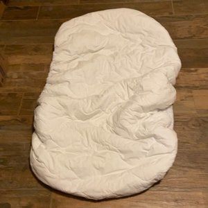 Twin quilted mattress cover